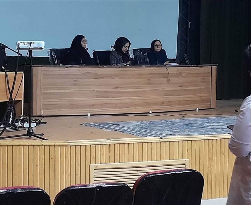 جلسه بررسی مسائل و درخواست های دانشجویان با حضور معاونت آموزشی دانشگاه