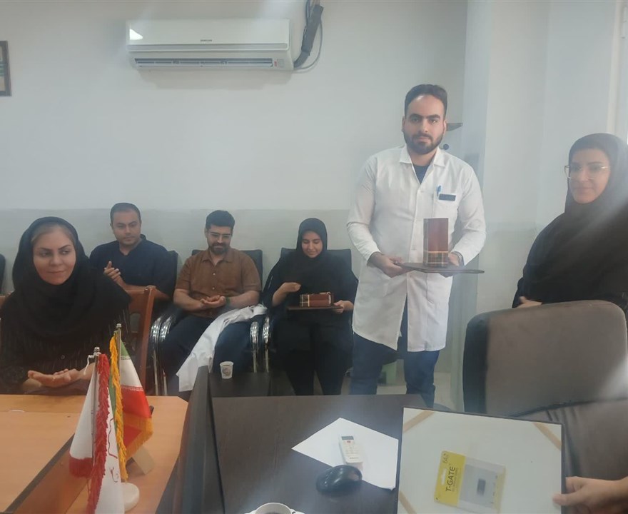 مراسم قدردانی از دانشجویان نمونه بالینی
